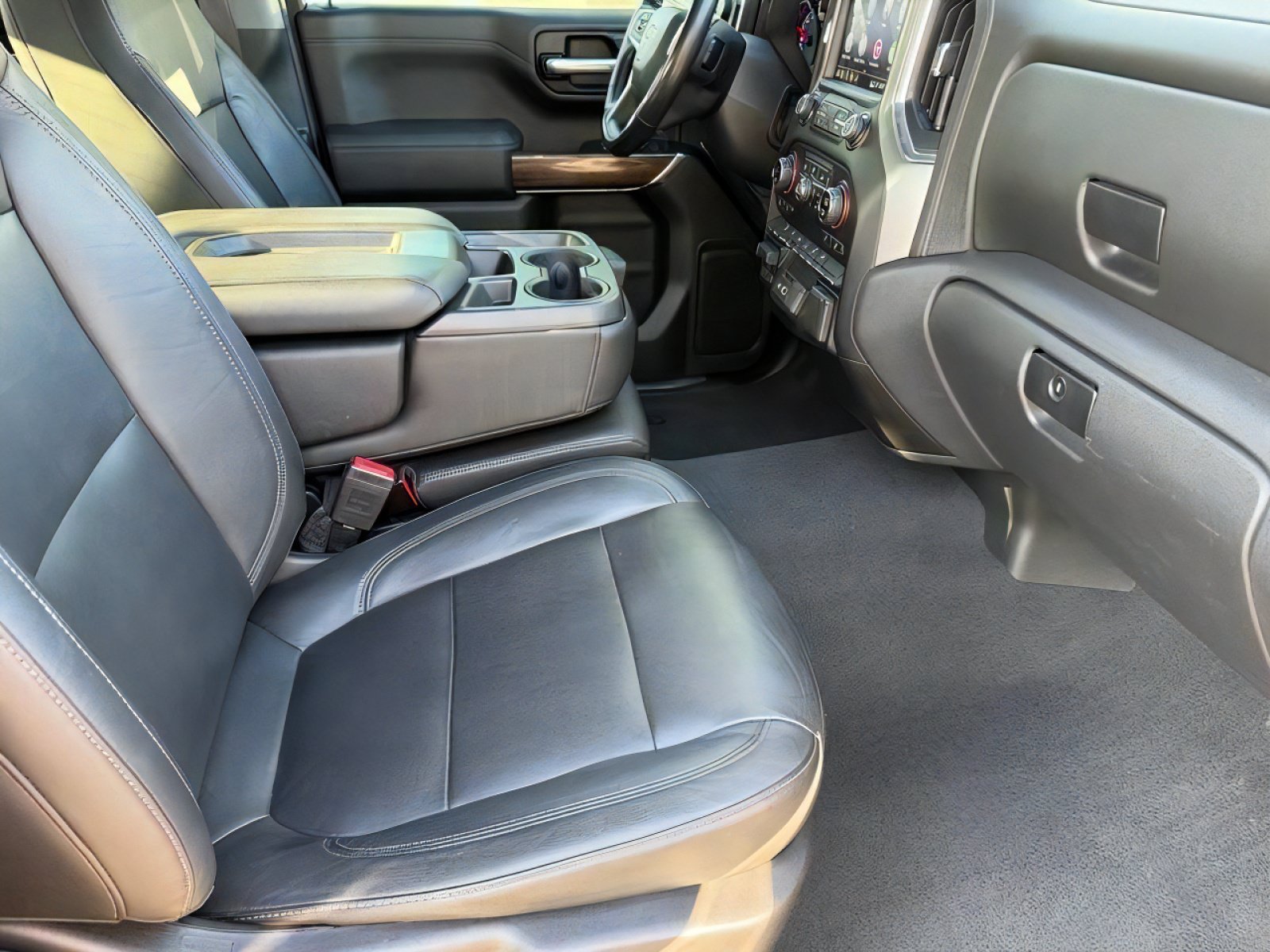 Used 2019 Chevrolet Silverado 1500 LT w/ All-Star Edition AWD/4WD image 11