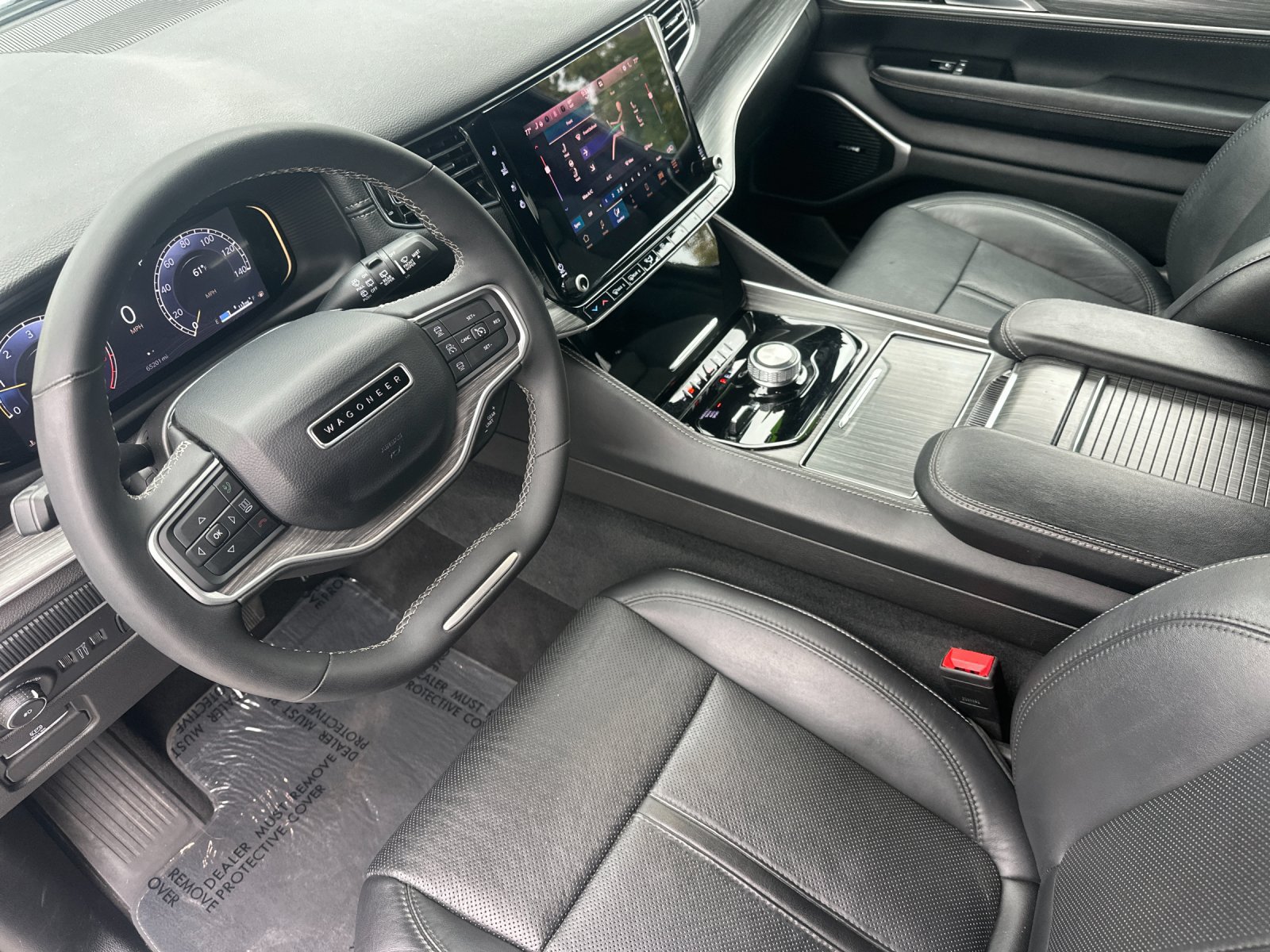 Certified 2024 Jeep Wagoneer Series II w/ Flexible Seating Group AWD/4WD image 10