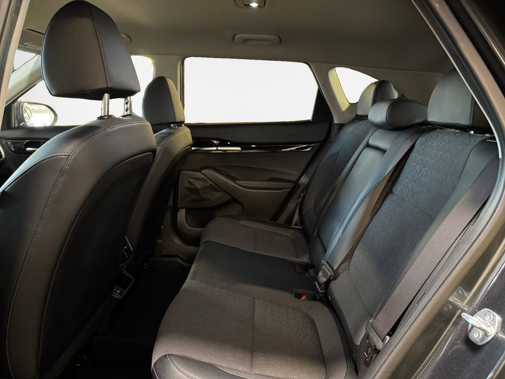 Certified 2024 Kia Seltos X-Line image 24
