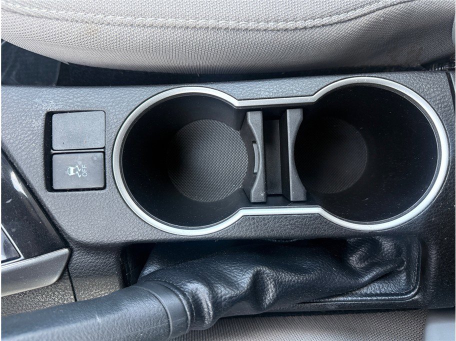 Used 2016 Toyota Corolla LE FWD image 22