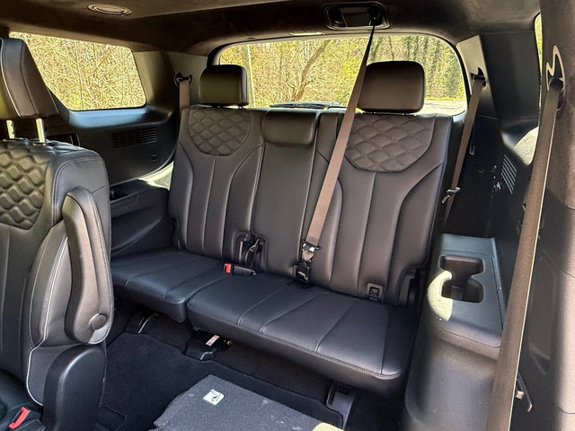 Used 2020 Hyundai Palisade Limited image 18