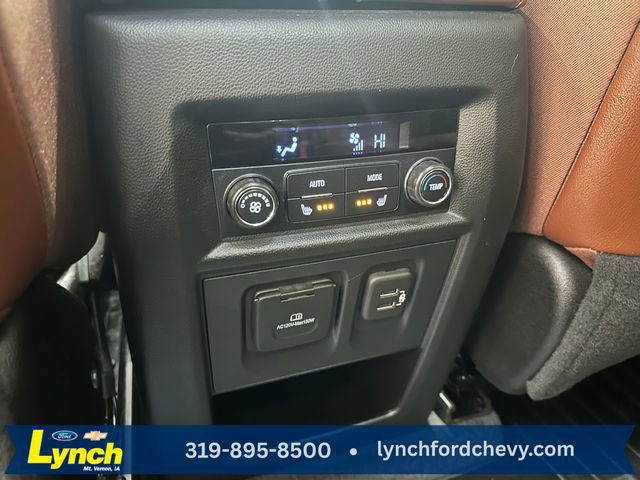 Used 2021 Chevrolet Traverse High Country image 23