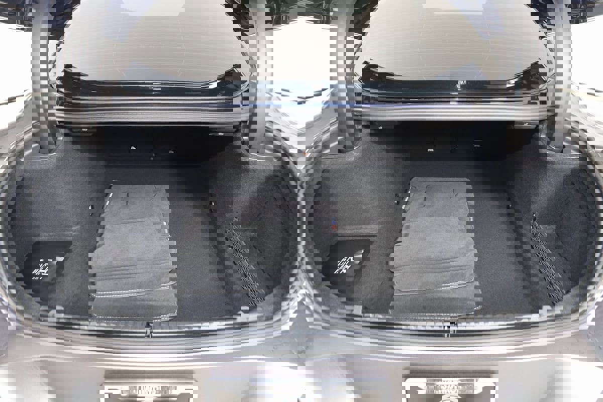 Used 2025 BMW M850i xDrive Coupe w/ M Sport Professional Package image 78