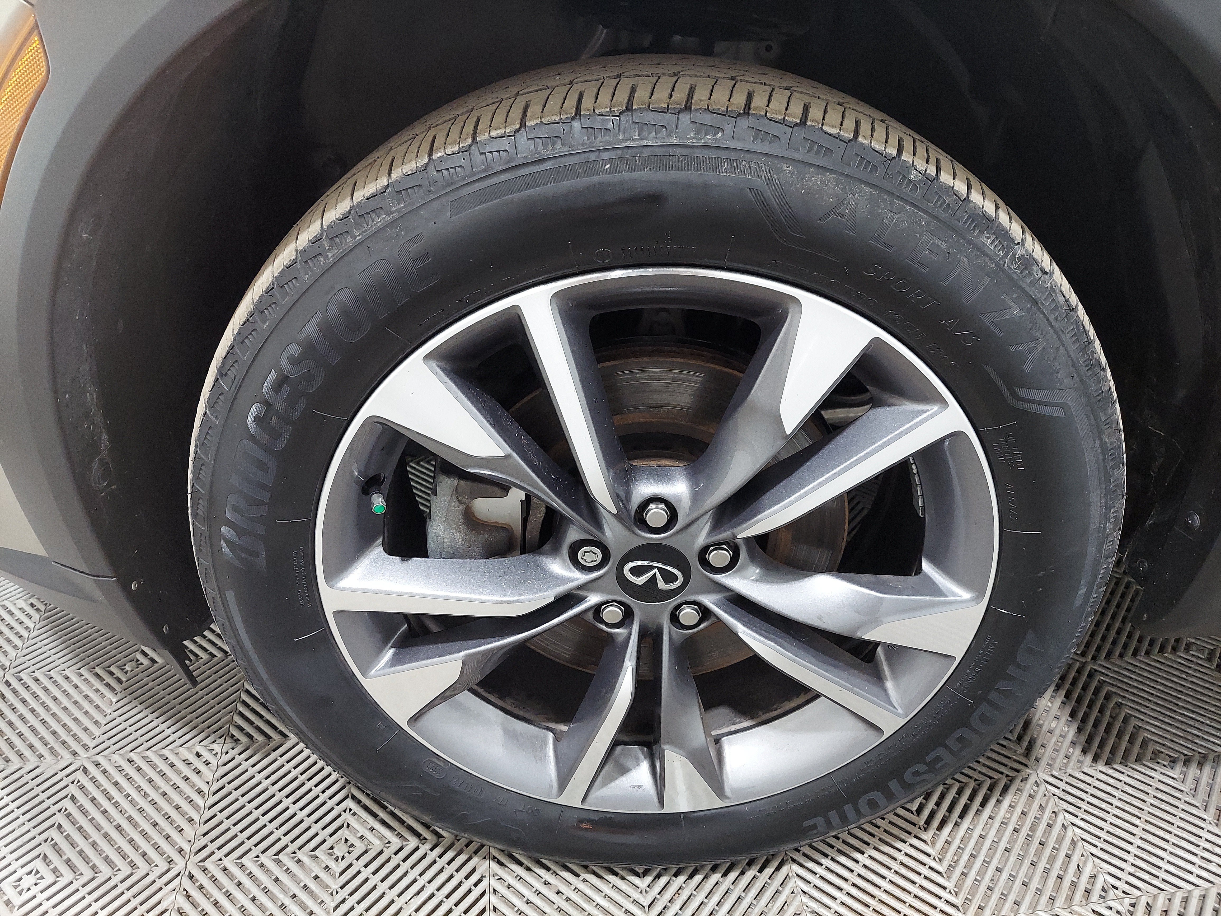Used 2024 INFINITI QX60 Luxe AWD/4WD image 6