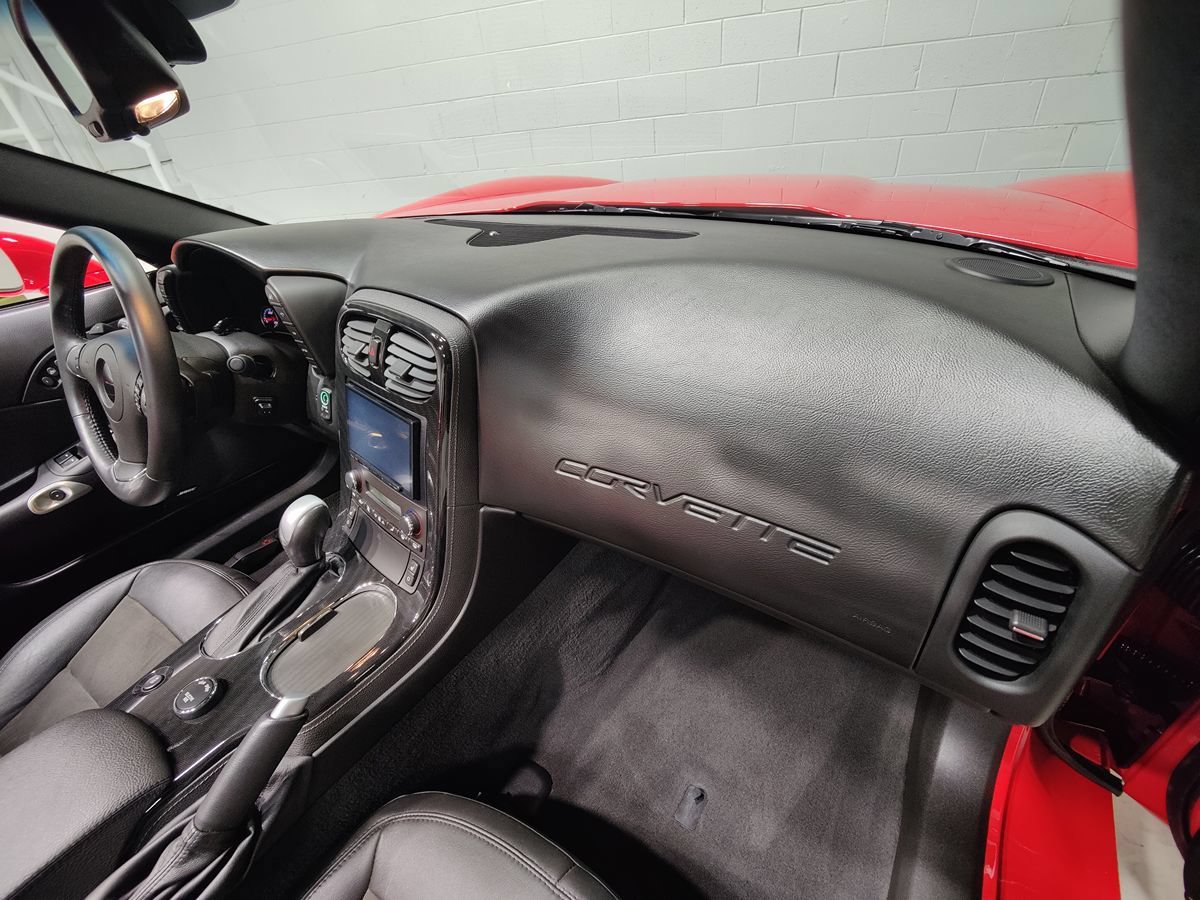 Used 2013 Chevrolet Corvette Grand Sport w/ 3LT Preferred Equipment Group RWD image 18