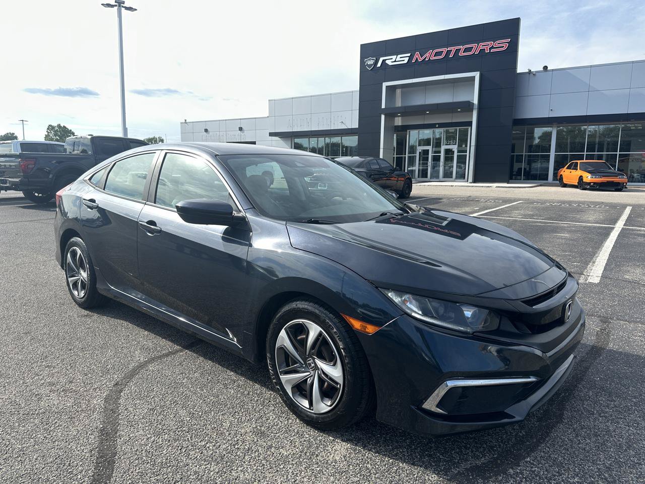 Used 2019 Honda Civic LX image 1