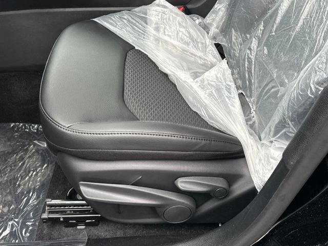 New 2026 Jeep Compass Latitude image 11