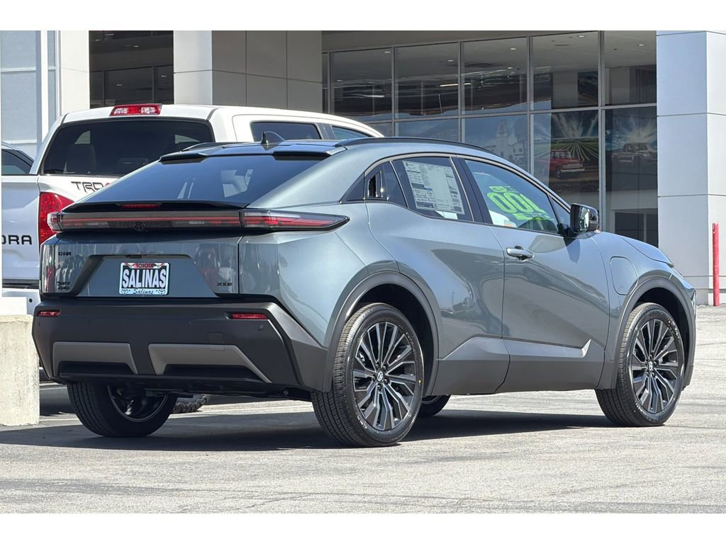 New 2026 Toyota C-HR AWD/4WD image 4