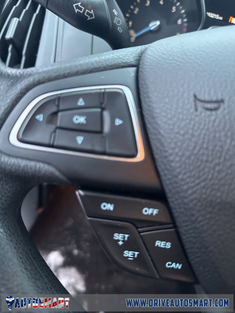 Used 2015 Ford Focus SE image 27