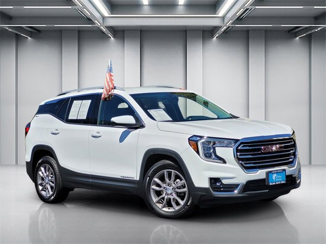 Used 2024 GMC Terrain SLT