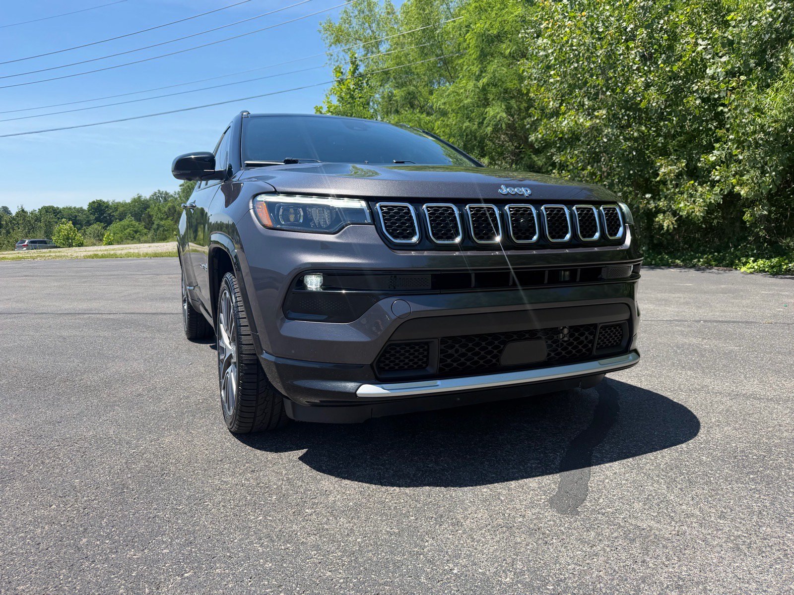 Used 2023 Jeep Compass Limited w/ Elite Group AWD/4WD image 4