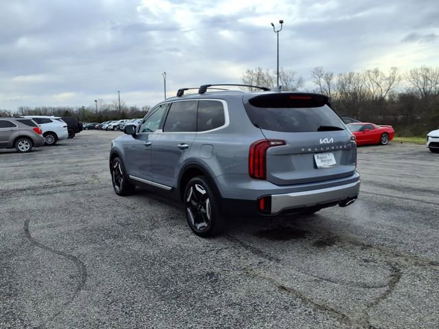 Used 2025 Kia Telluride S image 30
