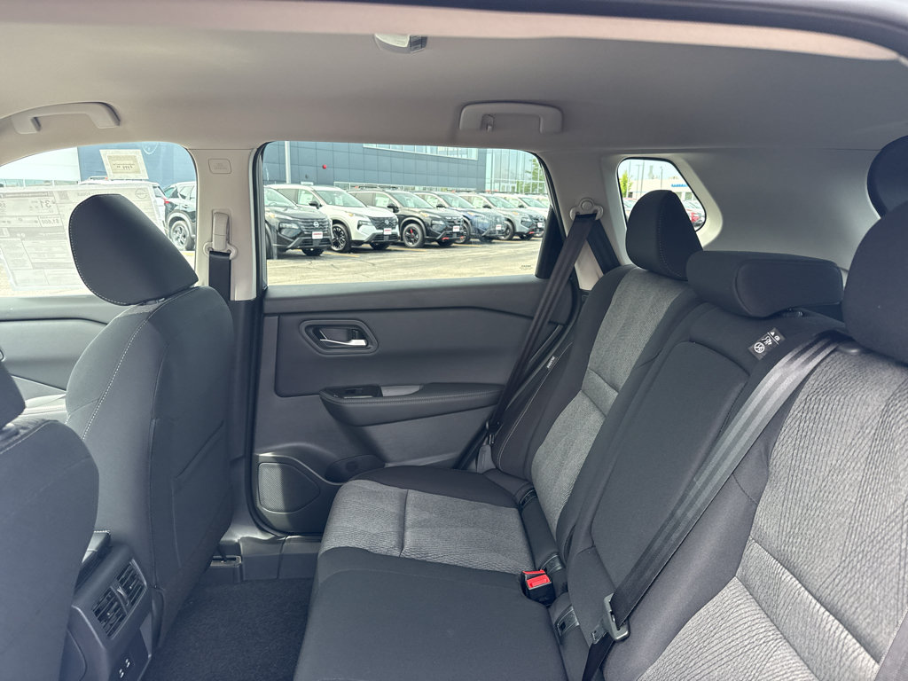 New 2026 Nissan Rogue SV AWD/4WD image 30