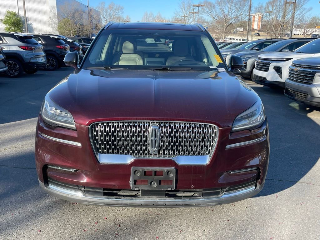 Used 2022 Lincoln Aviator Reserve w/ Elements Package Plus image 2