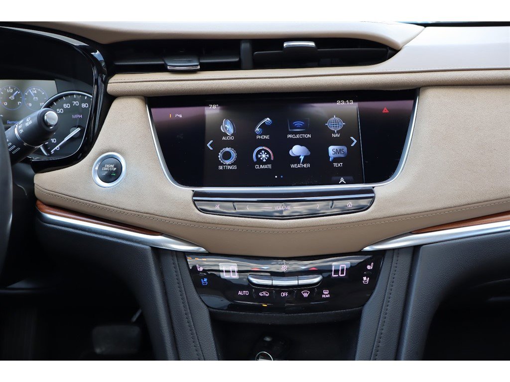 Used 2017 Cadillac XT5 Platinum AWD/4WD image 33