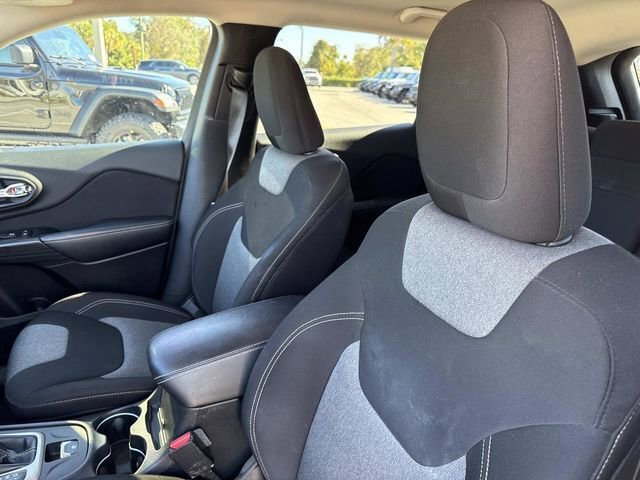 Used 2014 Jeep Cherokee Latitude image 20