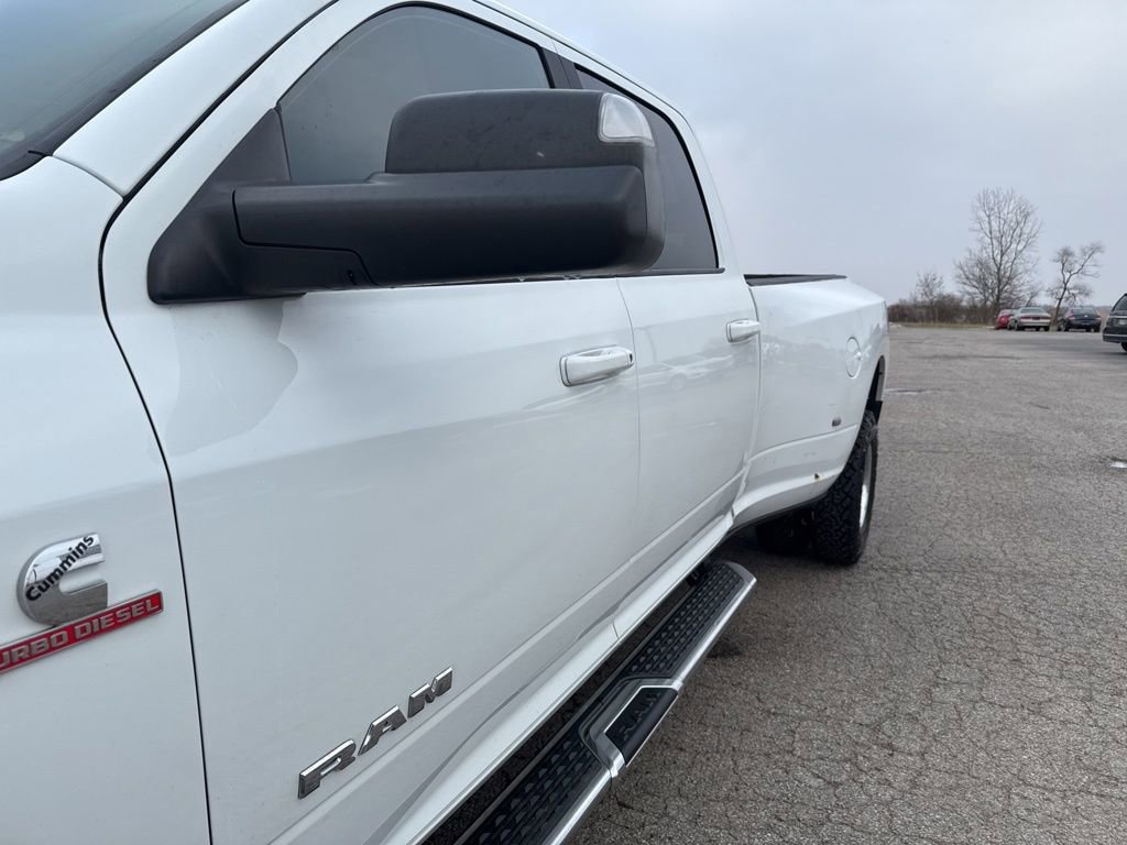 Used 2022 RAM 3500 Big Horn AWD/4WD image 11