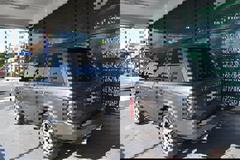 Used 2005 Land Rover Range Rover HSE image 5