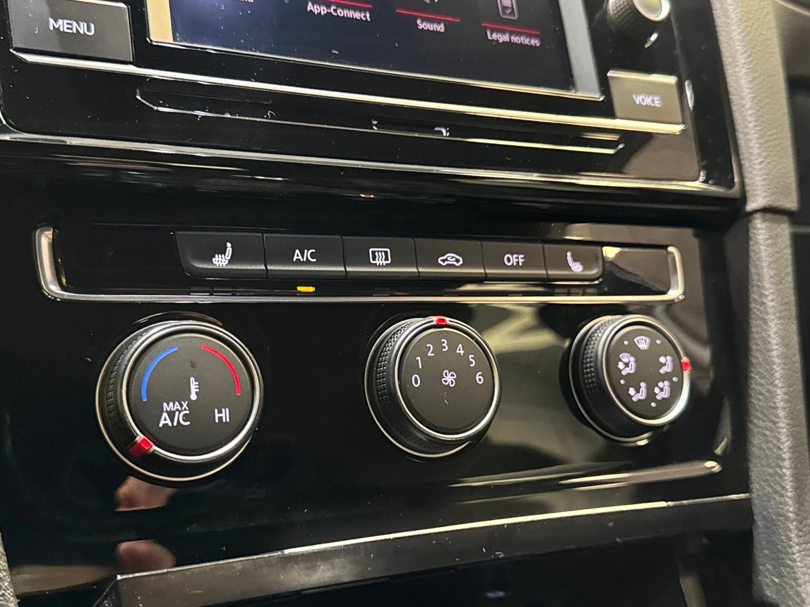 Used 2020 Volkswagen GTI S FWD image 32