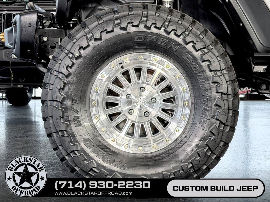 Used 2023 Jeep Gladiator Rubicon w/ Trailer Tow Package AWD/4WD image 27