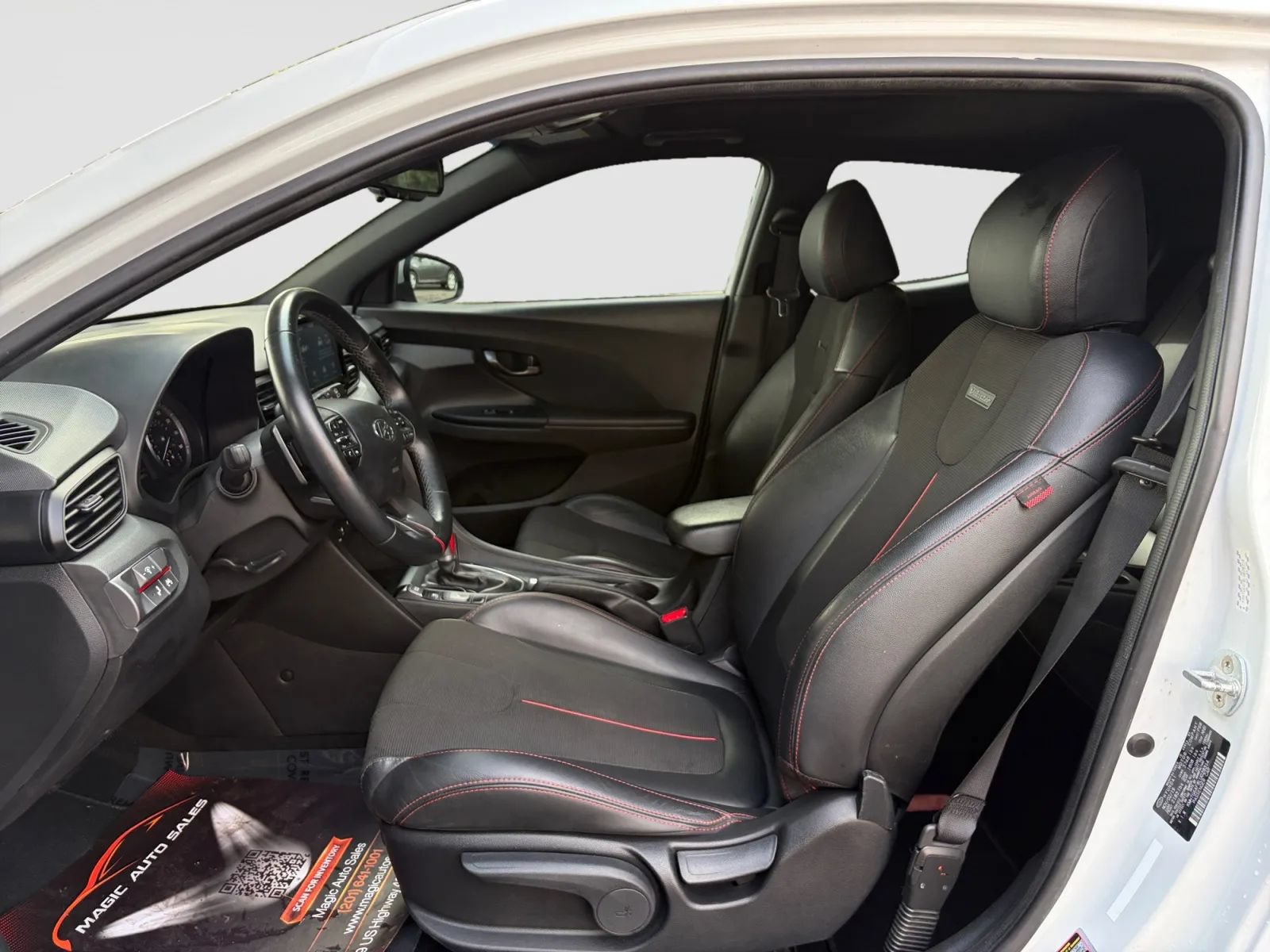 Used 2020 Hyundai Veloster 2.0 Premium FWD image 12