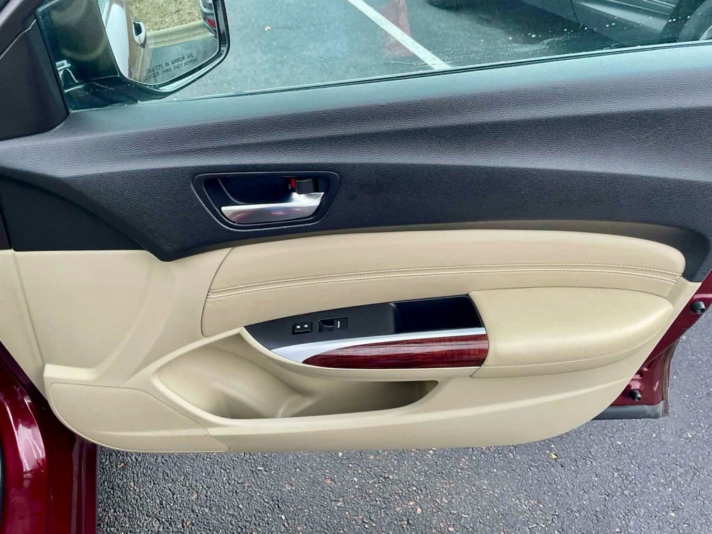 Used 2015 Acura TLX image 11