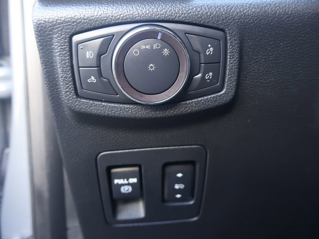 Used 2019 Ford F150 XLT w/ Equipment Group 302A Luxury image 21