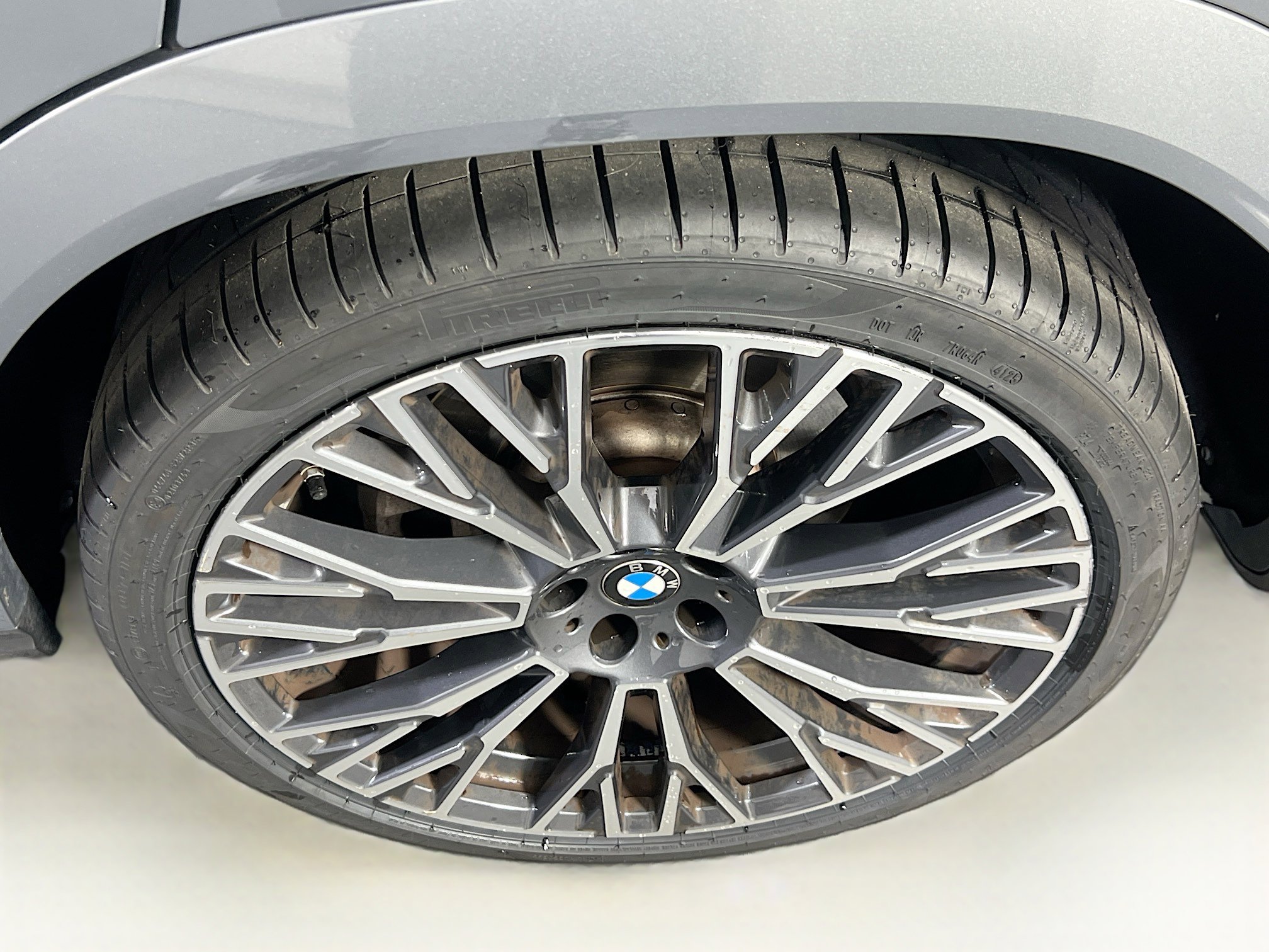 Used 2024 BMW X6 xDrive40i image 31