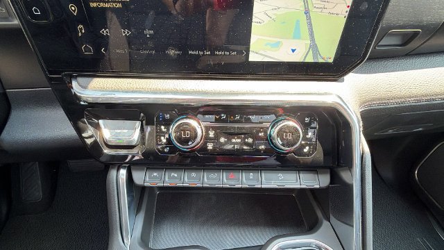 New 2026 GMC Sierra 1500 Denali w/ Technology Package AWD/4WD image 25