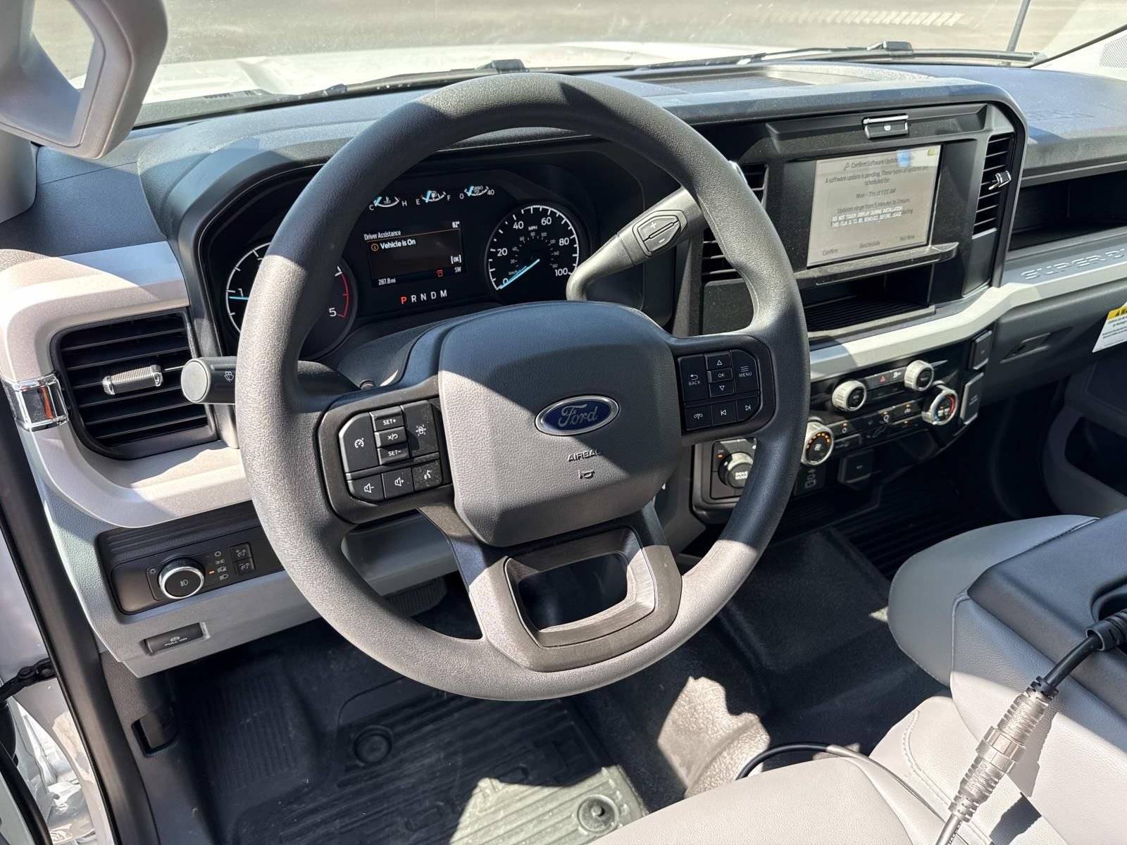 New 2025 Ford F550 4x4 Crew Cab image 13