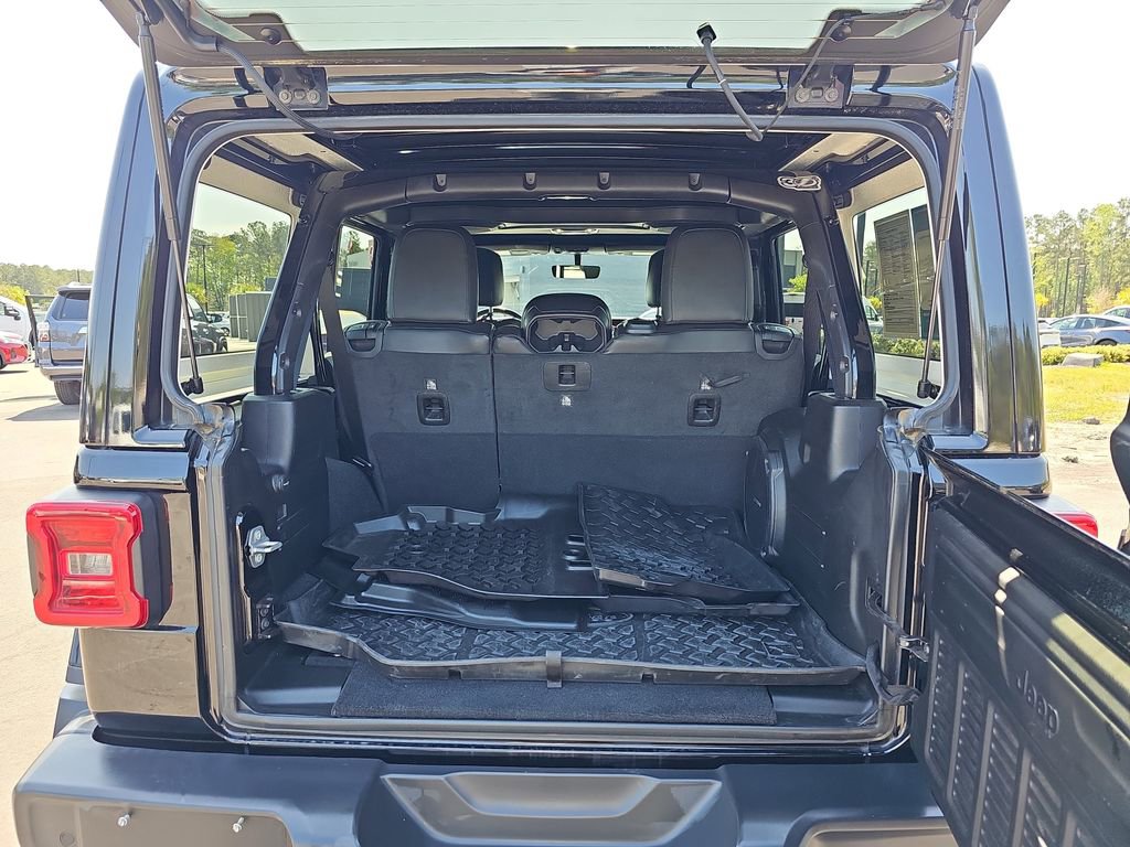 Used 2021 Jeep Wrangler Unlimited Rubicon image 15