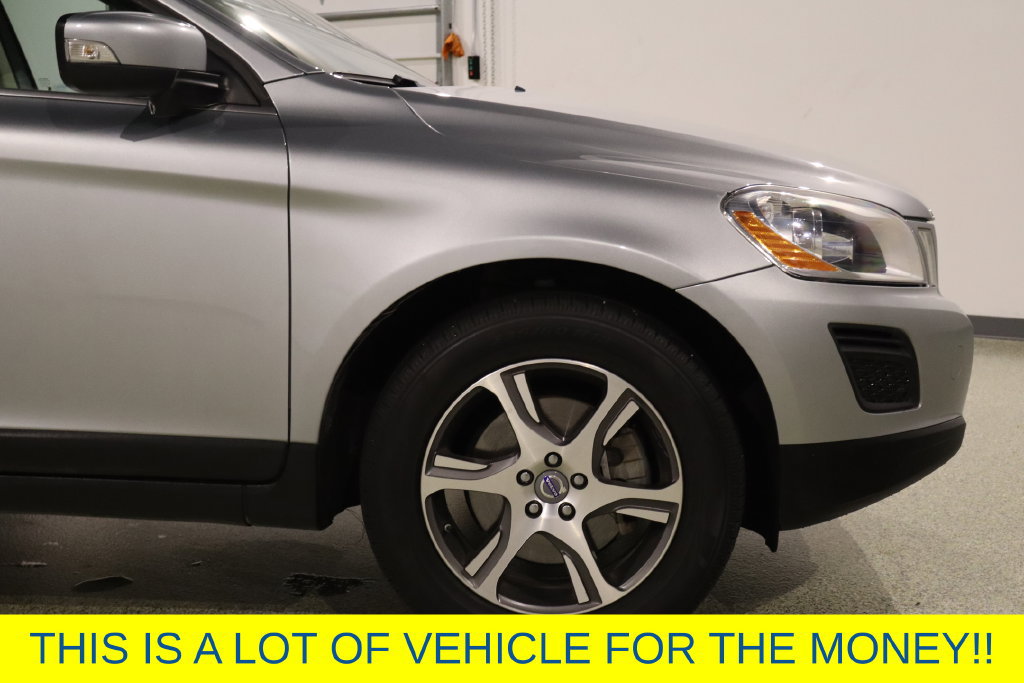 Used 2011 Volvo XC60 T6 AWD/4WD image 12