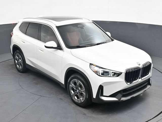 Used 2023 BMW X1 xDrive28i w/ Premium Package AWD/4WD image 29