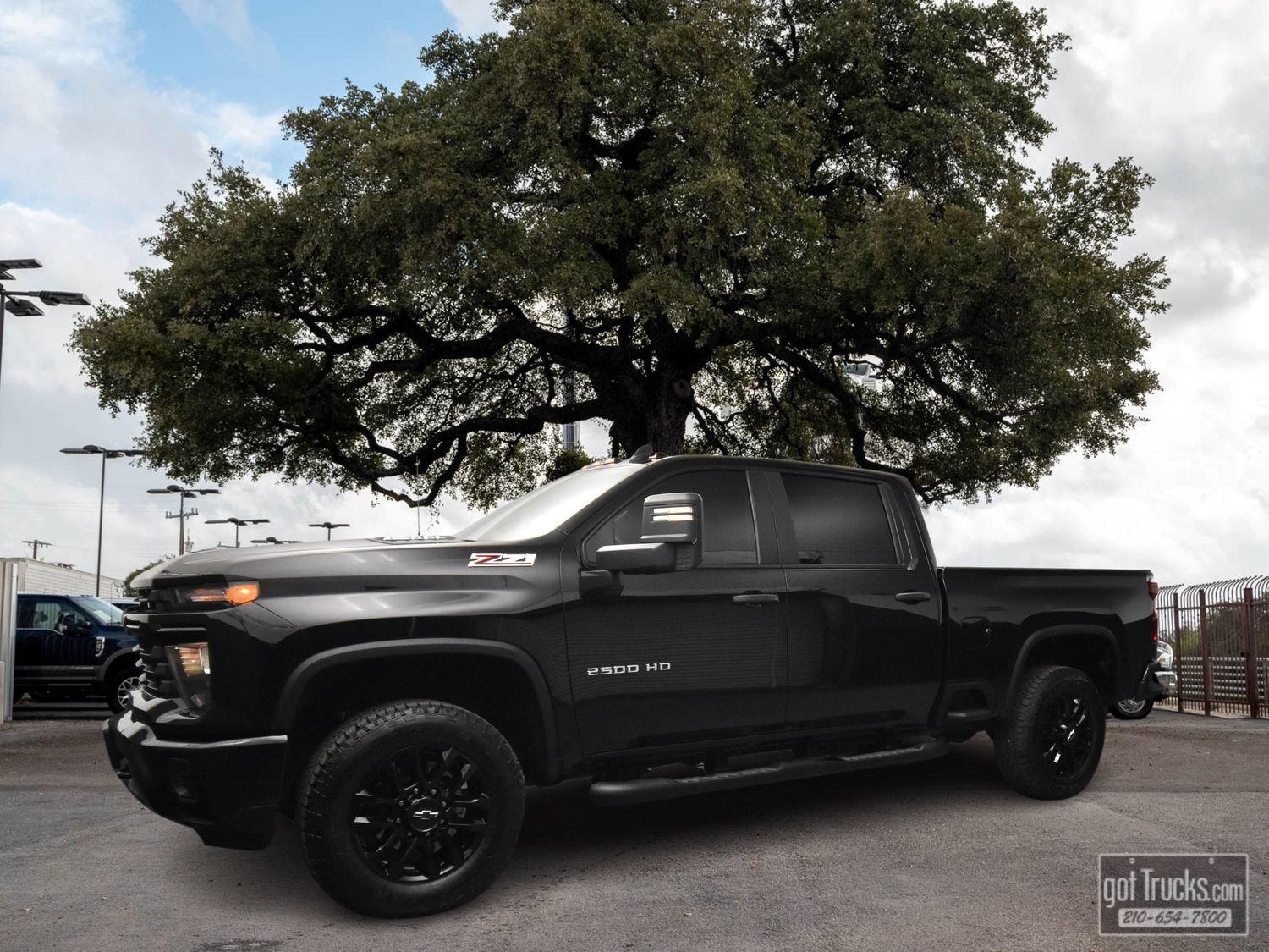 Used 2025 Chevrolet Silverado 2500 Custom w/ Z71 Off-Road Package
