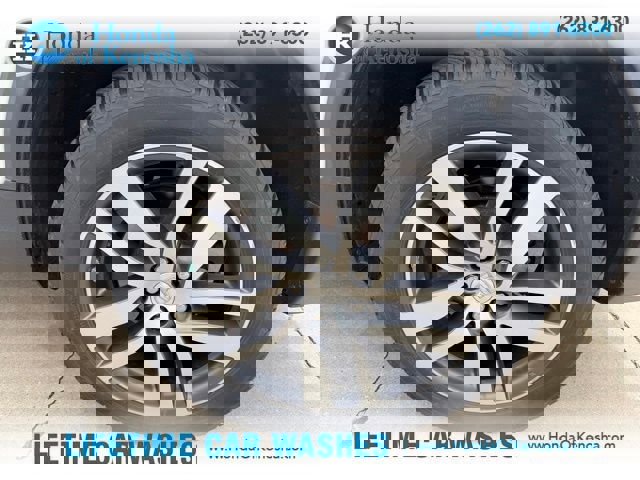 Used 2017 Honda Pilot Elite image 3