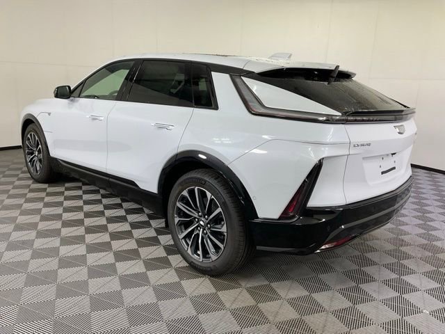New 2026 Cadillac Lyriq Sport image 4