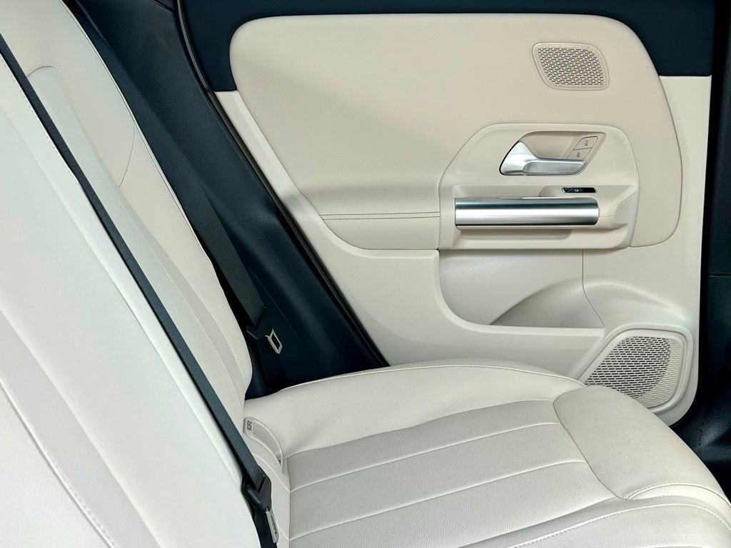 Used 2026 Mercedes-Benz GLA 250 4MATIC image 39