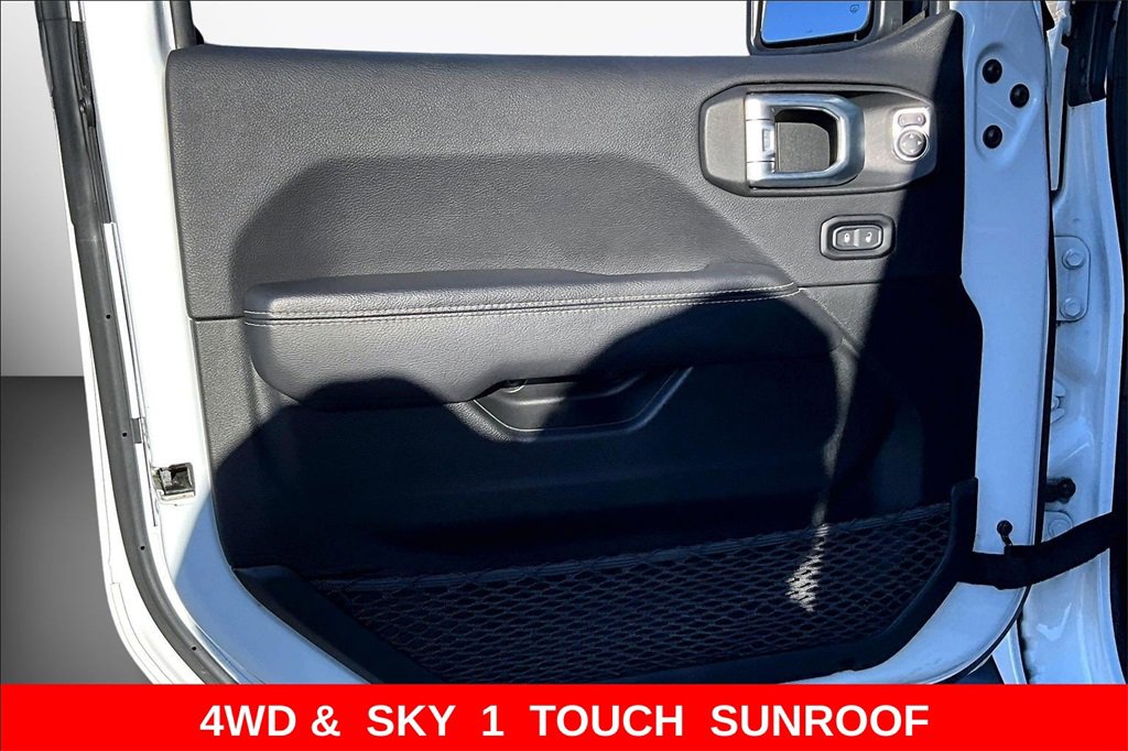 Used 2021 Jeep Wrangler Unlimited Sahara w/ Cold Weather Group image 18