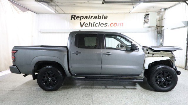 Used 2023 Nissan Frontier SV w/ Midnight Edition Package image 4