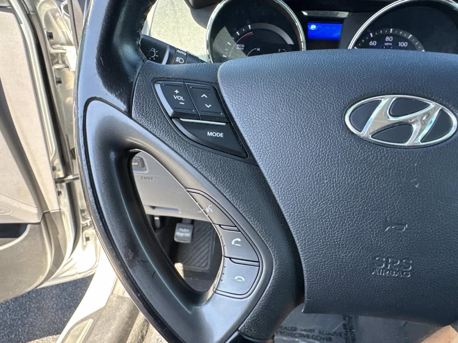 Used 2014 Hyundai Sonata Limited w/ Panoramic Sunroof Package 02 FWD image 35