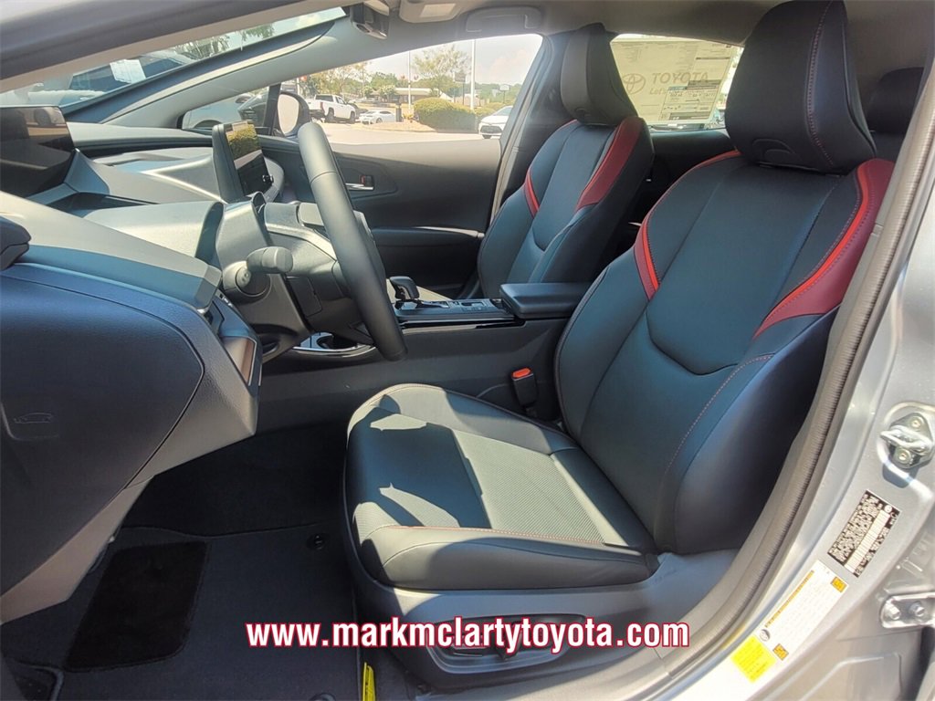 New 2026 Toyota Prius Plug-In Hybrid image 4