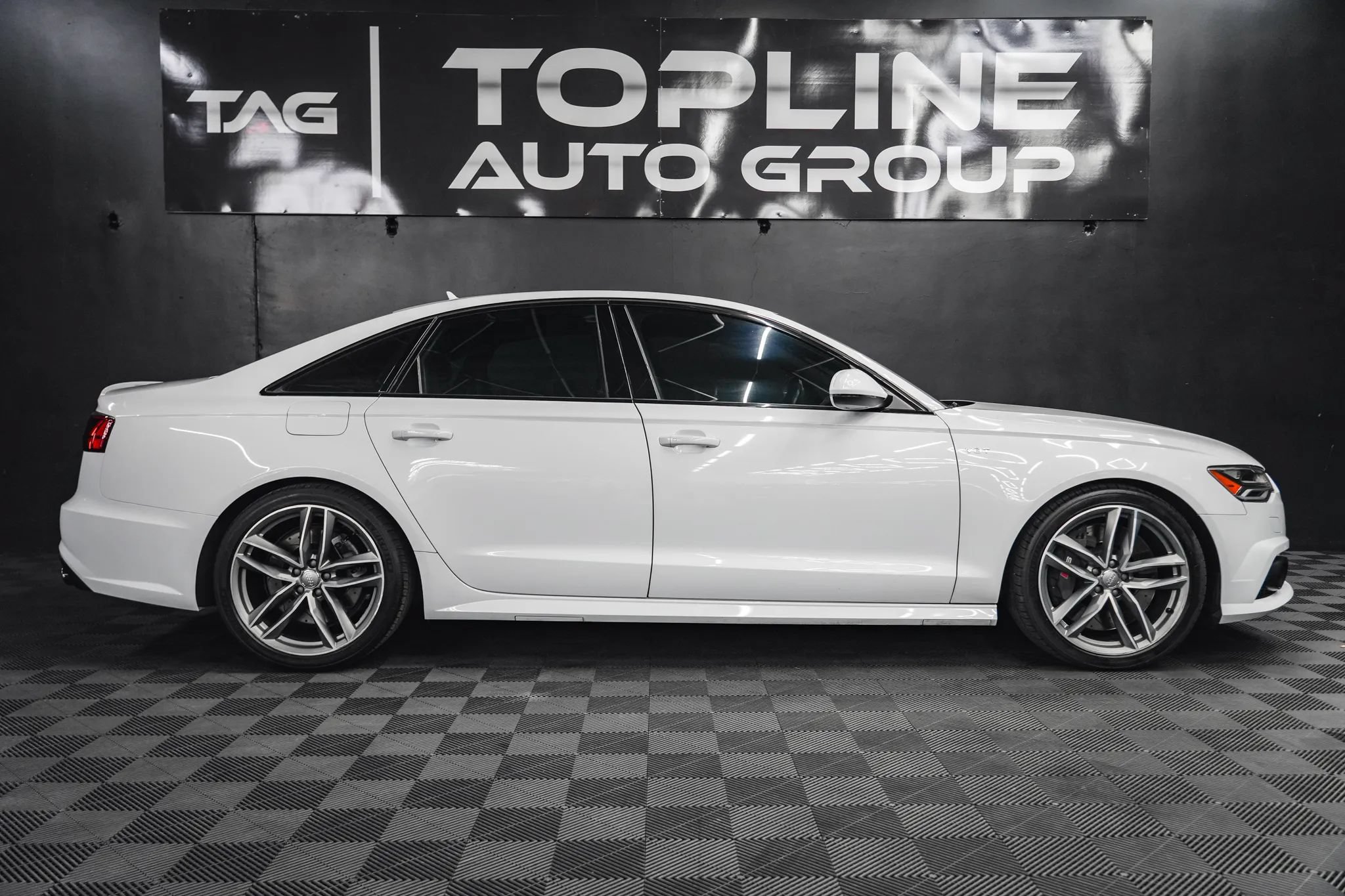Used 2016 Audi S6 Prestige AWD/4WD image 20