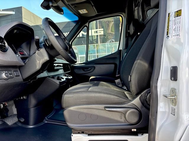 Used 2026 Mercedes-Benz Sprinter 2500 image 15