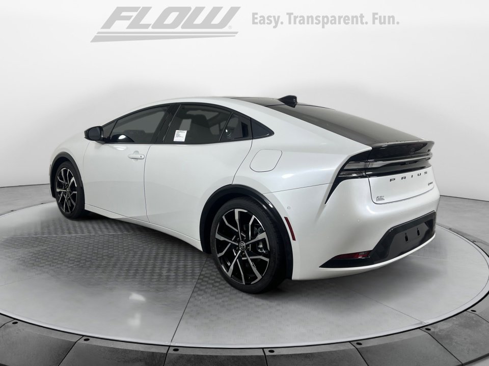New 2026 Toyota Prius Plug-In Hybrid image 5