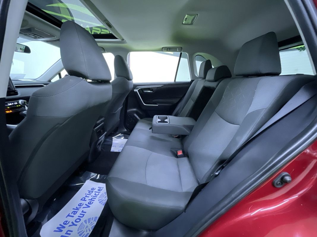 Used 2019 Toyota RAV4 XLE image 27