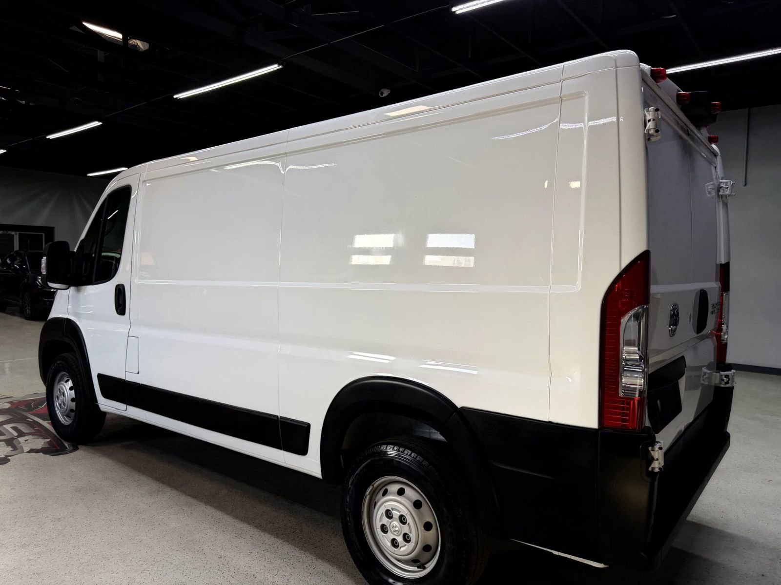 Used 2023 RAM ProMaster 2500 FWD image 15