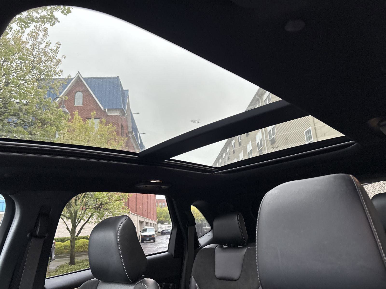 Used 2022 Ford Edge ST w/ Equipment Group 401A AWD/4WD image 28