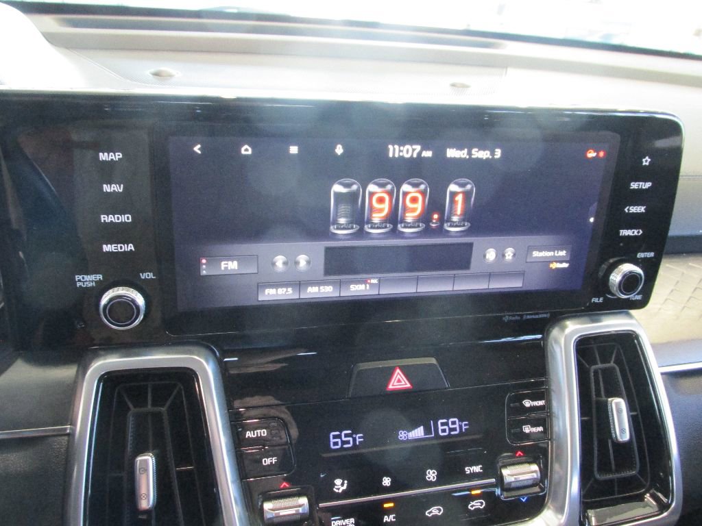 Used 2022 Kia Sorento SX image 21