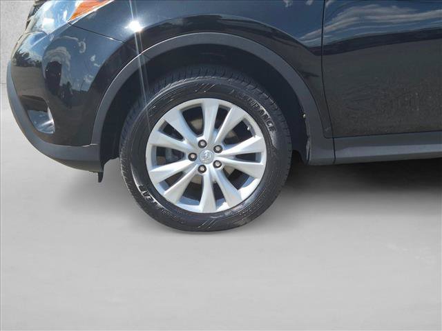 Used 2015 Toyota RAV4 Limited AWD/4WD image 9
