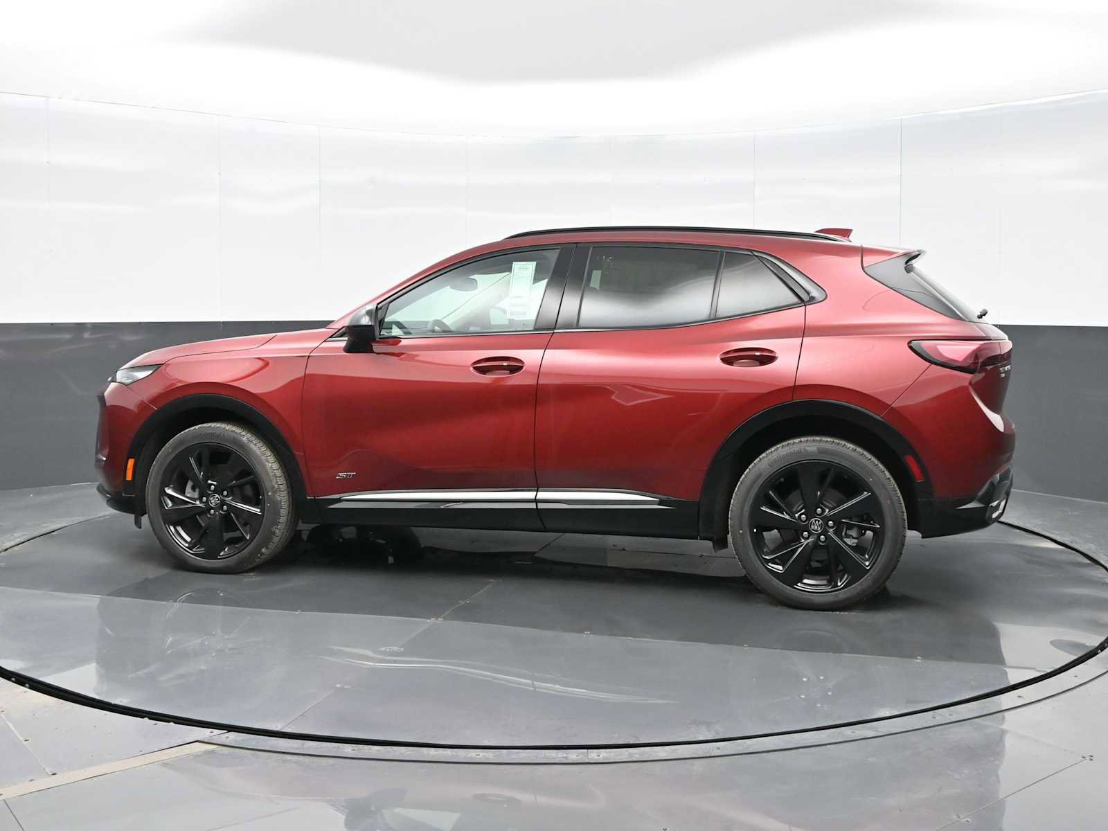 Used 2024 Buick Envision Sport Touring image 5